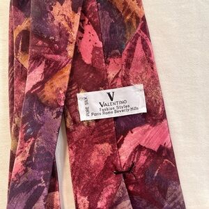 Valentino Artistic Silk Tie in Purple and Pink hues